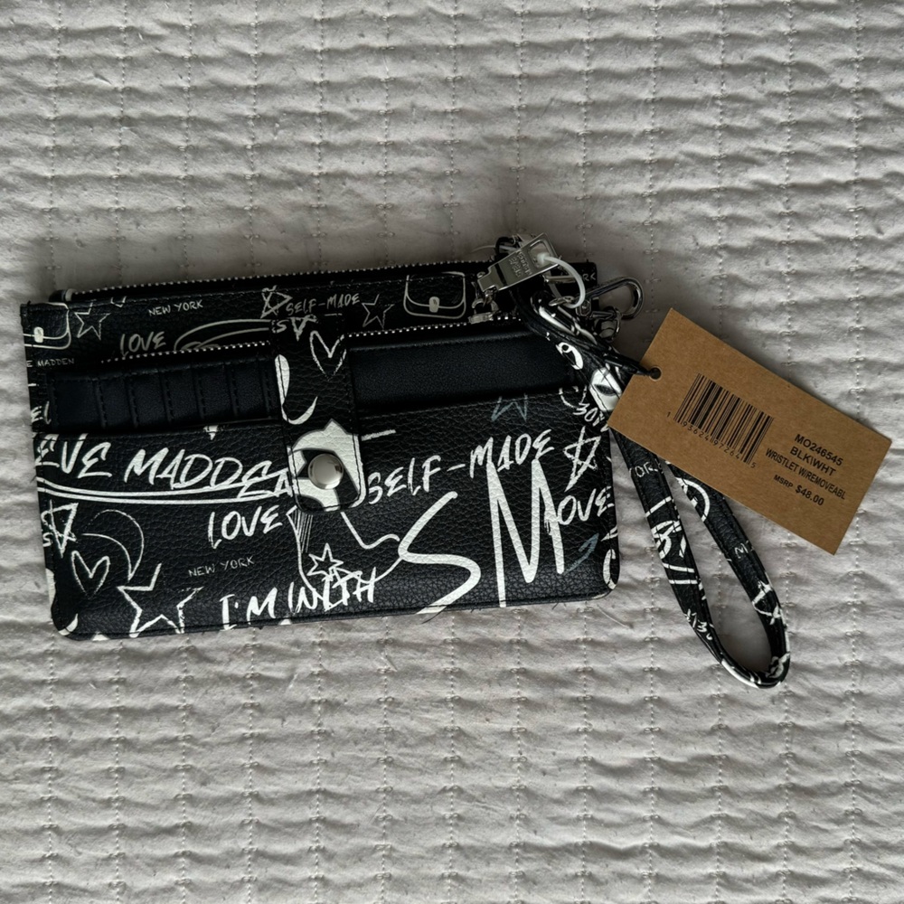 Steve Madden Wristlet